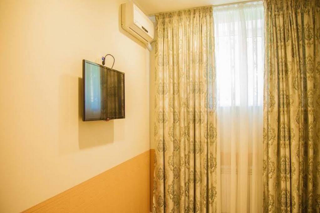 فندق Mildom Express الماتي المظهر الخارجي الصورة